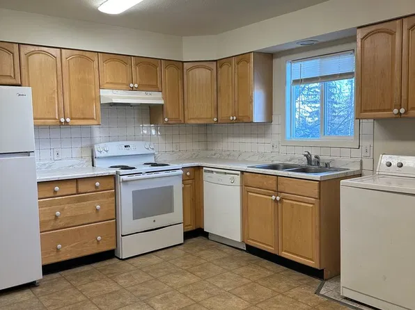 109, 5308 Taku Dr APT 4, Anchorage, AK 99508
