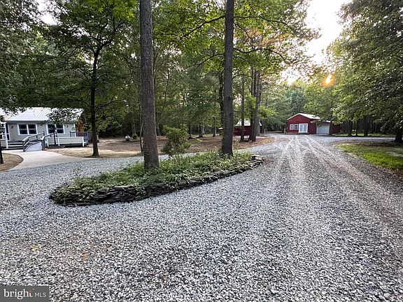 4th image of 3835 Walt Thomas Rd