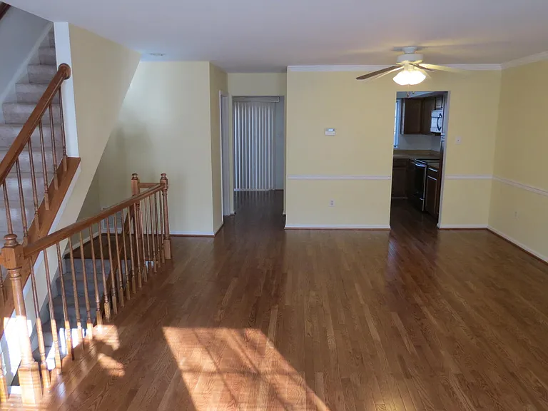 2208 Wimbledon Cir — Photo 14
