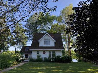 160 Park Dr, Plover, WI 54467