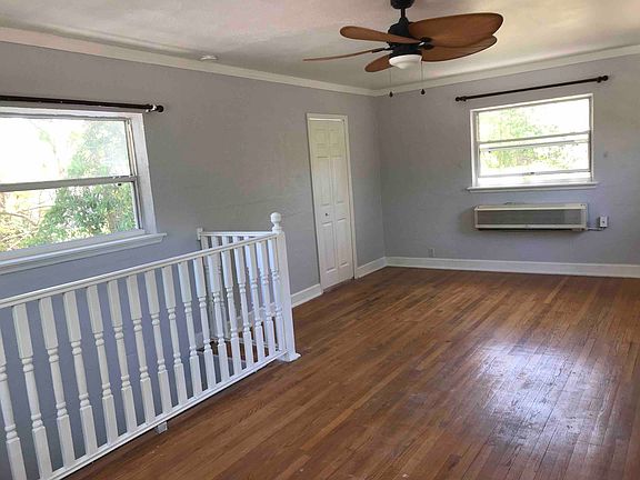5th image of 391 Terry Ln #1