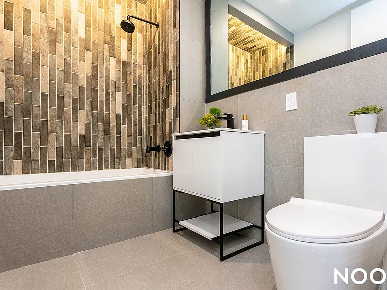 2484 Bedford Ave #2D — Photo 23