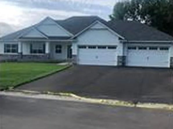 991 200th Ave NW, Oak Grove, MN 55011