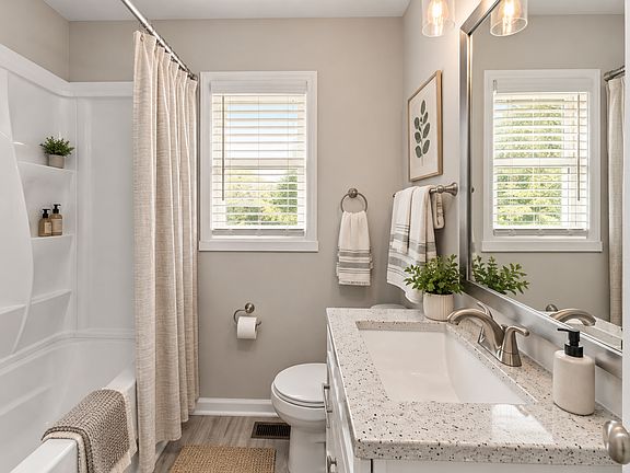 4th image of 700 Hampstead Pl #719HA