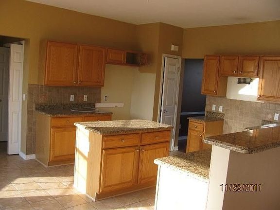 3rd image of 9045 Bradway Blvd