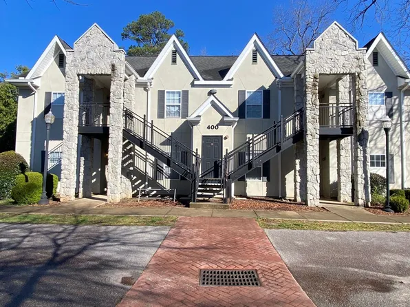 Hillcrest Apartments