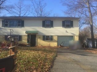 30 Lincoln Trl, Hopatcong, NJ 07843