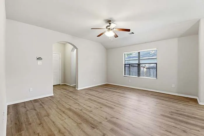 1606 Katydid Ct — Photo 6