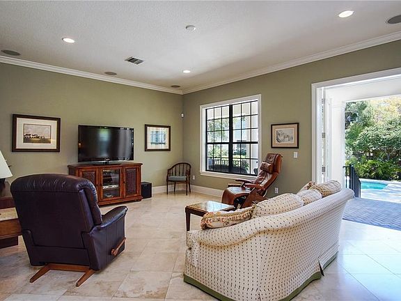 4th image of 3010 S Beach Dr