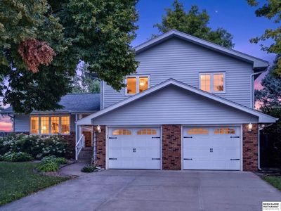 213 Barrington Dr, Gretna, NE, 68028