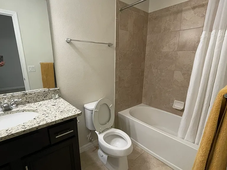 1208 Pavia Dr — Photo 3