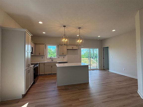 5th image of 1841 Gordon Ct