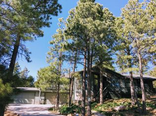 2216 Putter Pl, Overgaard, AZ 85933