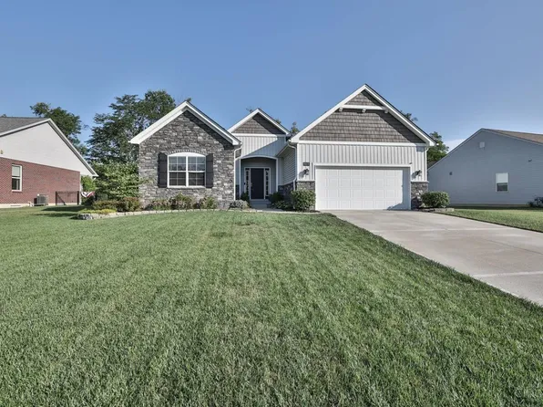 8081 Acorn Trl, Maineville, OH 45039
