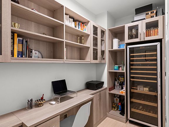 5th image of 650 Avenue Of The Amer #3E