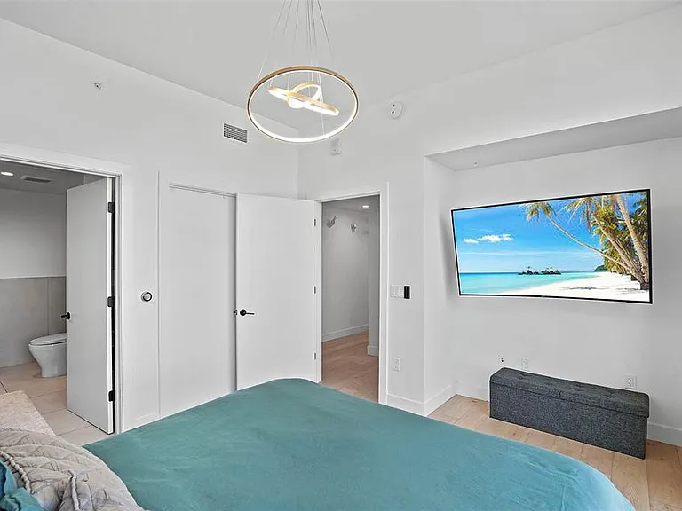 70 Rainey St #1409 — Photo 14