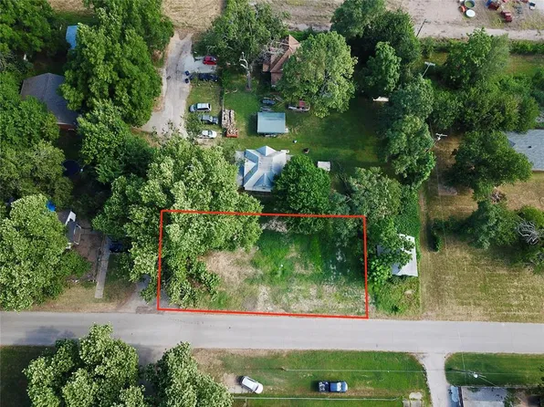 323 S Park Avenue Less E #13-14-30, Shawnee, OK 74801