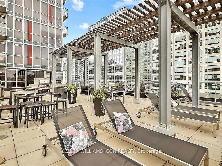 324 Laurier Ave W #1301 — Photo 32