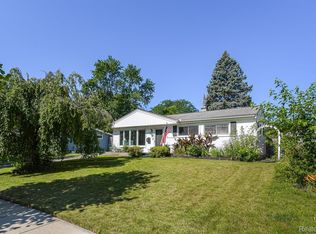 2724 Cranbrook Rd, Ann Arbor, MI 48104