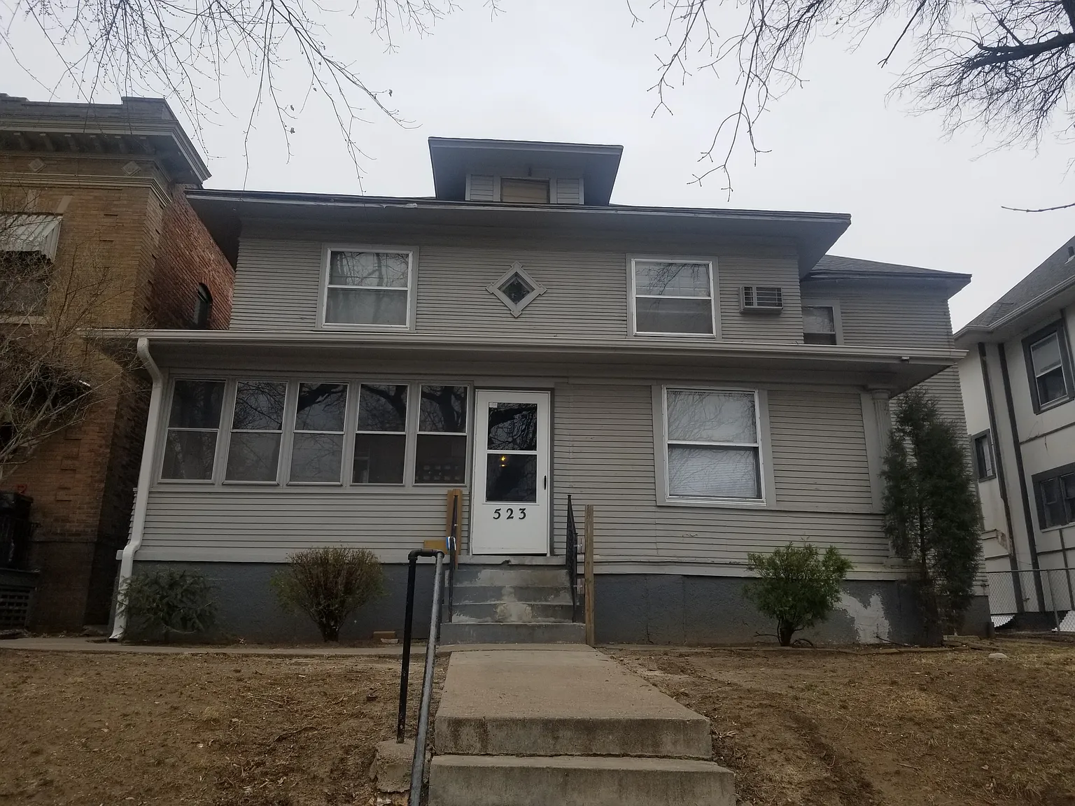 1 bed, 400 sqft, $695 — Photo 1