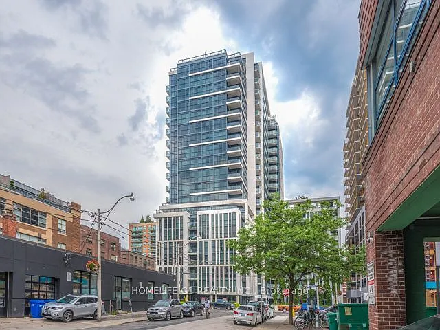 2 bed, $2,690 — Photo 1