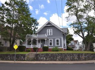 834 Weeden St, Pawtucket, RI 02860