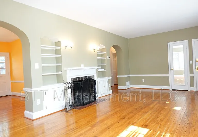 800 Maplewood Ave #1 — Photo 79