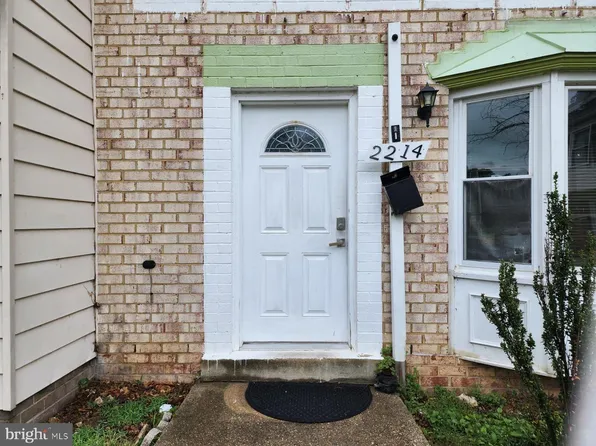 2214 Dawn Ln, Temple Hills, MD 20748