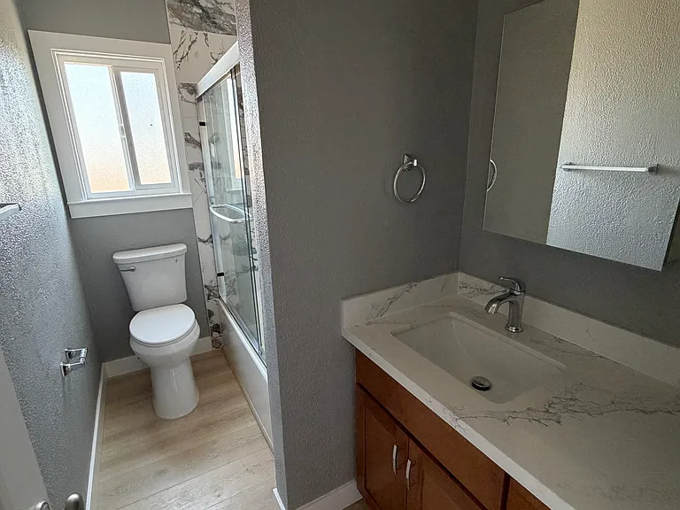 1440 Meadow Ln #B — Photo 11