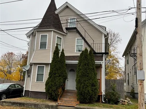 131-133 Morris Ave, Pawtucket, RI 02860