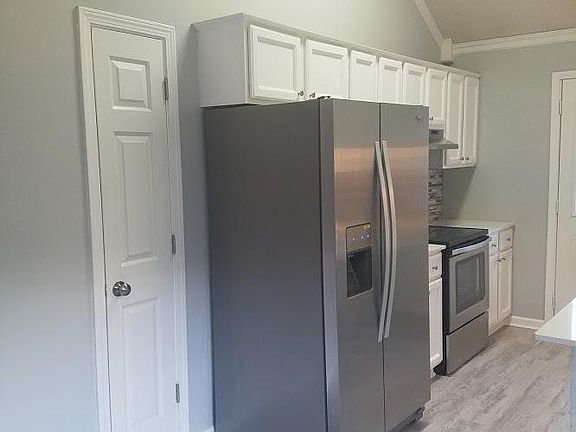 Kitchen with pantry and new appliances