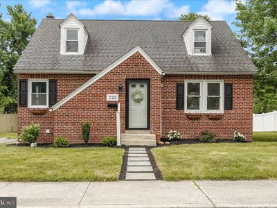 720 W Race St, Stowe, PA, 19464