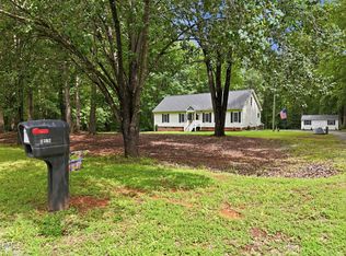 1507 Rainbow Cir, Oxford, NC 27565