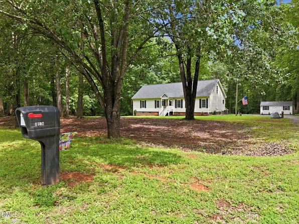 1507 Rainbow Cir, Oxford, NC 27565
