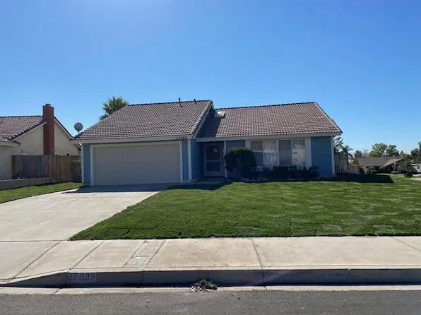 27989 Pasito St, Highland, CA 92346