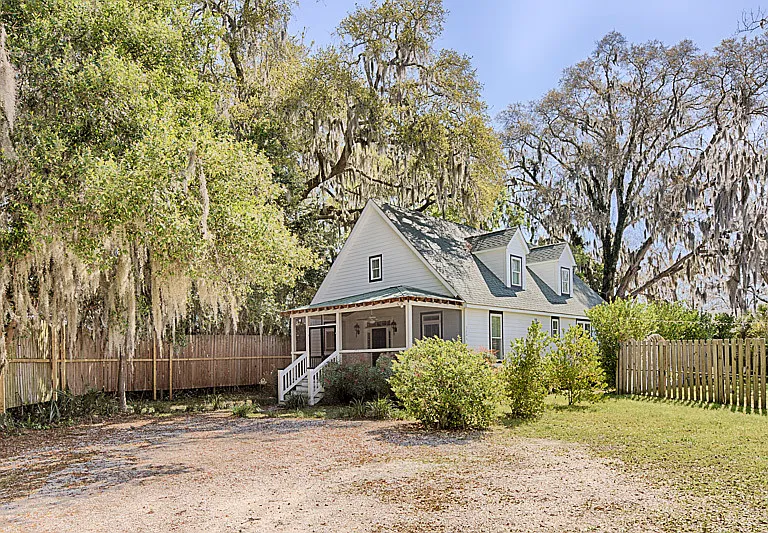 3206 Robertson Ave — Photo 14