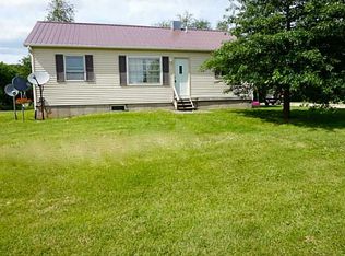 2154 230th Ave, Manchester, IA 52057