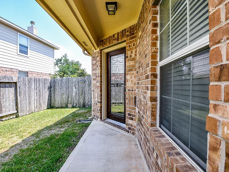 26711 Henson Falls Dr — Photo 4