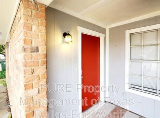 1129 Pleasant Valley Ln, Arlington, TX 76015