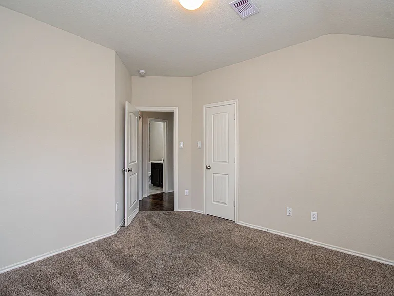 1418 Spencer Glen Ln — Photo 24