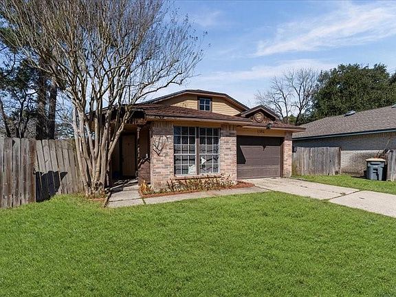 3rd image of 22127 Peachglen Ln