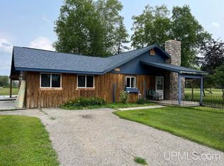 4812 N Aldrich Rd, Manistique, MI 49854