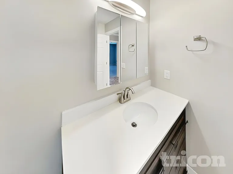 14150 Rolling Oaks Cir NE — Photo 11
