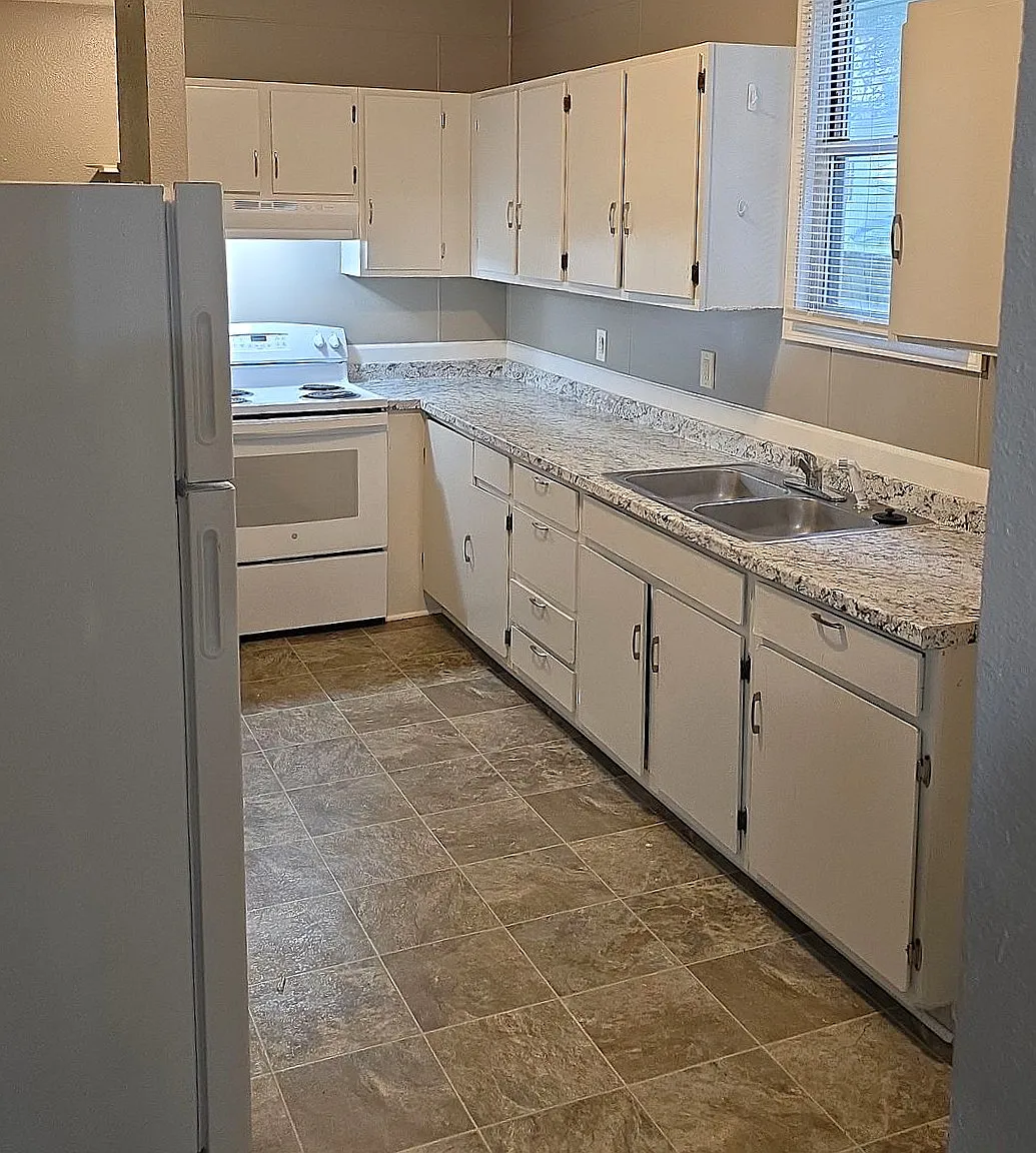 2 bed, $1,095 — Photo 4