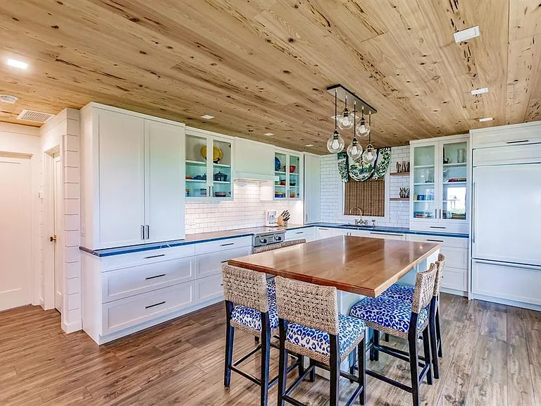 6020 Midnight Pass Rd #26 — Photo 9