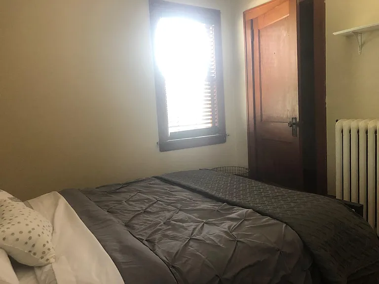 924 Smith Ave S #FURNISHED UPPER — Photo 12