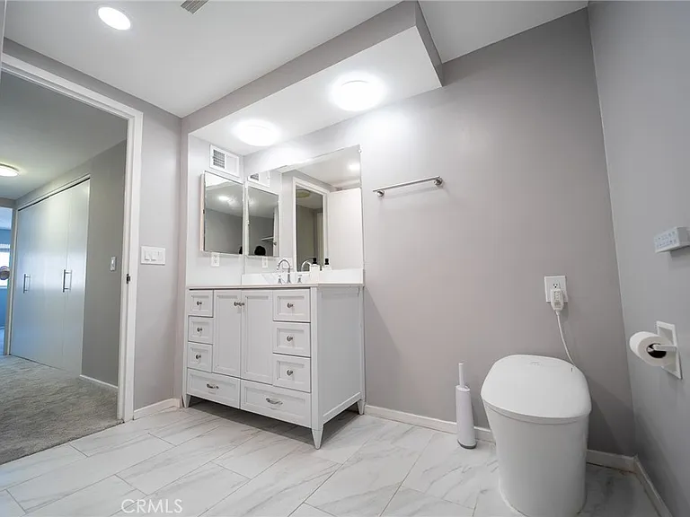 10701 Wilshire #1405 — Photo 9
