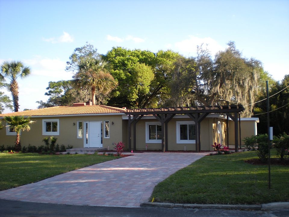 1st image of 439 W Crystal Dr