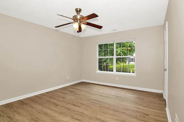 5 Ashwood Cir — Photo 11