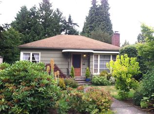 854 NE 102nd St, Seattle, WA 98125
